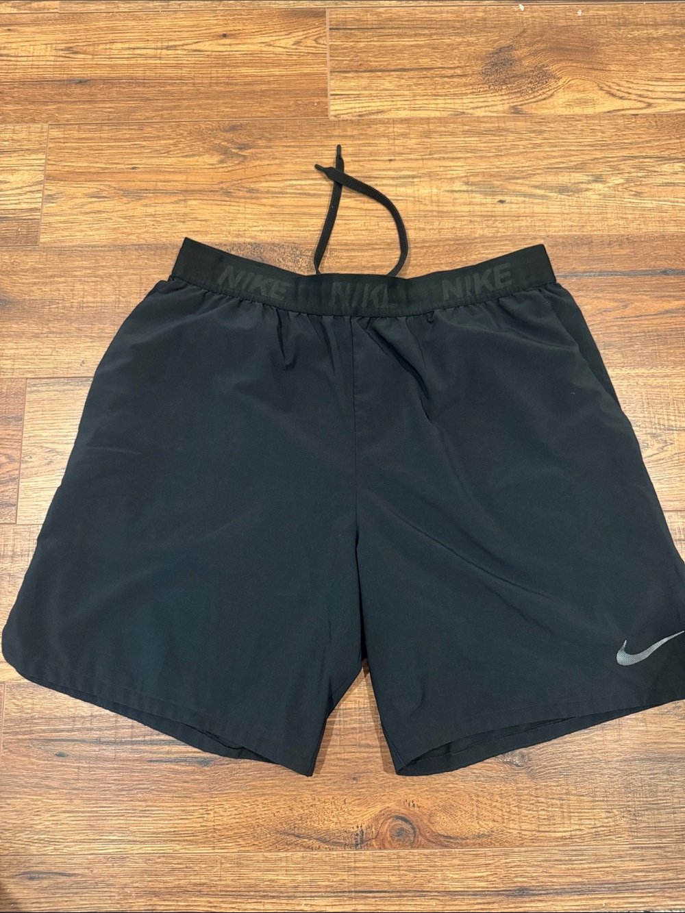 Men’s Nike Dri-Fit Training Shorts sz: XLarge